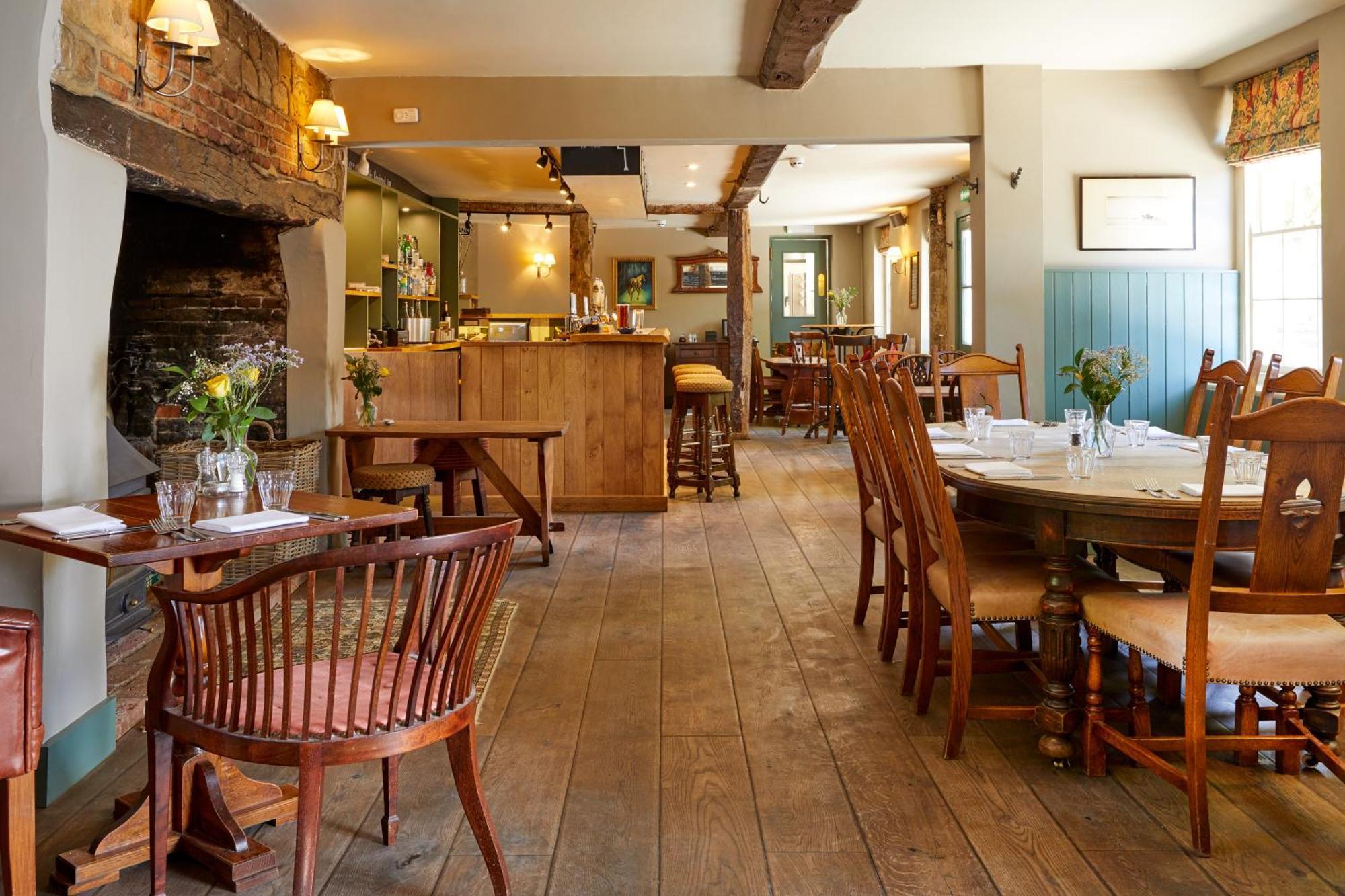 The Greyhound Inn Wantage Exterior foto